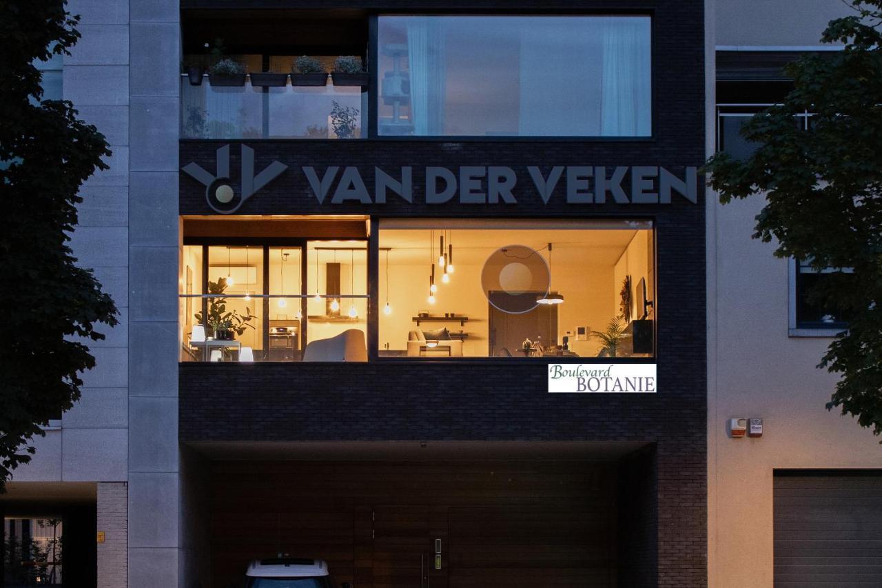 Boulevard Botanie City Apartment With Parking Hasselt Eksteriør billede